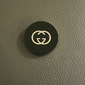 Gucci Makeup - Gucci Eye Magnetic Color Shadow Mono - Original Se Gucci Makeup - Gucci Eye Magnetic Color Shadow Mono - Original Se